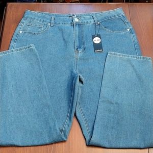 boohoo BLUE Plus High Rise Mom Jeans, Mid Blue, Size 14, NWT